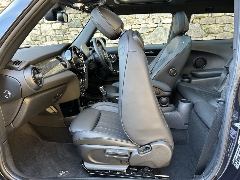 Used MINI Hatch 2024 for sale - 76983941: Photo 47