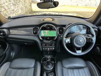 Used MINI Hatch 2024 for sale - 76983941: Photo