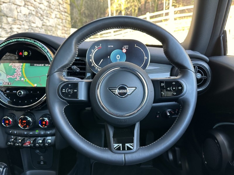 Used MINI Hatch 2024 for sale - 76983941: Photo 5