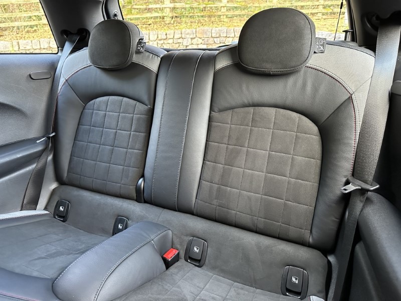 Used MINI Hatch 2022 for sale - 77607079: Photo 12