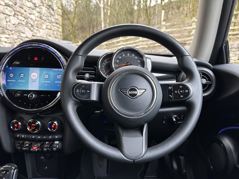 Used MINI Hatch 2022 for sale - 78123277: Photo 5