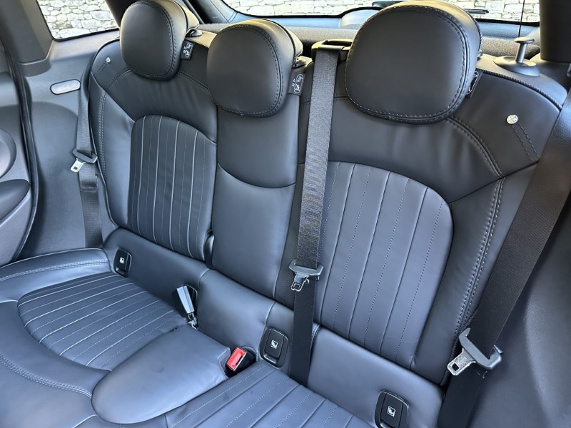 Used MINI Hatch 2022 for sale - 76982381: Photo 12