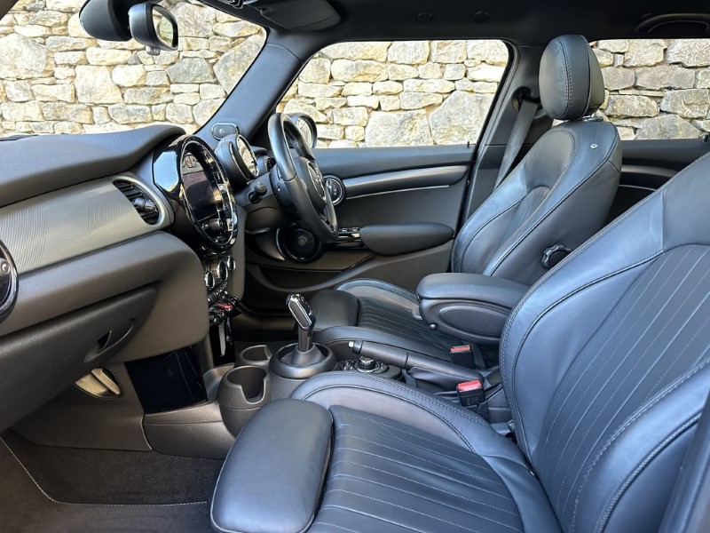 Used MINI Hatch 2022 for sale - 76982381: Photo 32