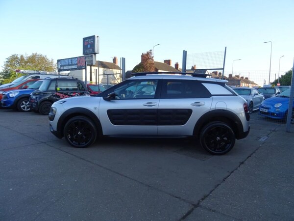 Used Citroen C4 Cactus 2016 for sale - 74606077: Photo 2