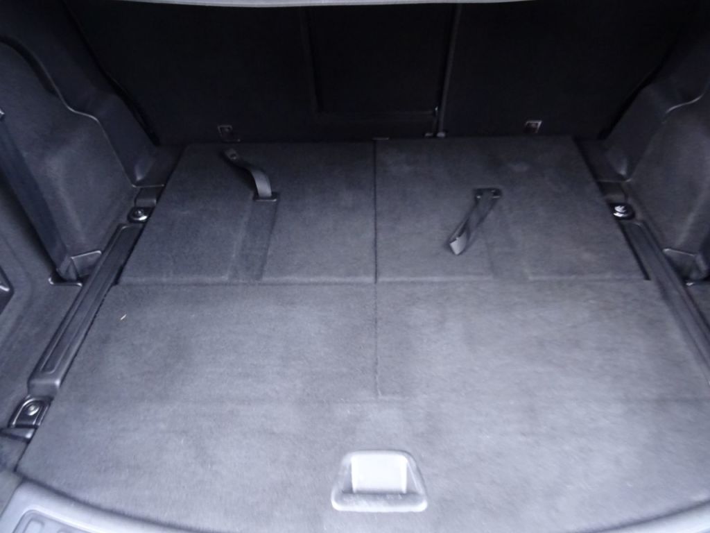 Used Land Rover Discovery Sport 2015 for sale - 77258682: Photo 11