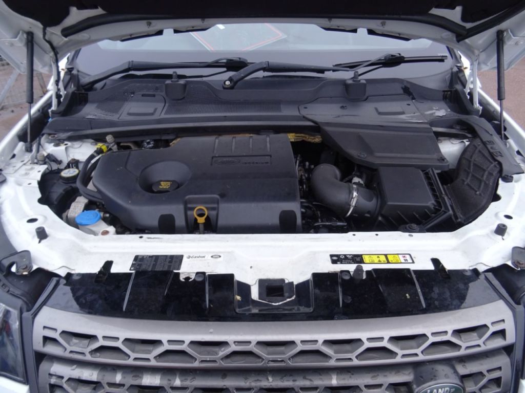 Used Land Rover Discovery Sport 2015 for sale - 77258682: Photo 13