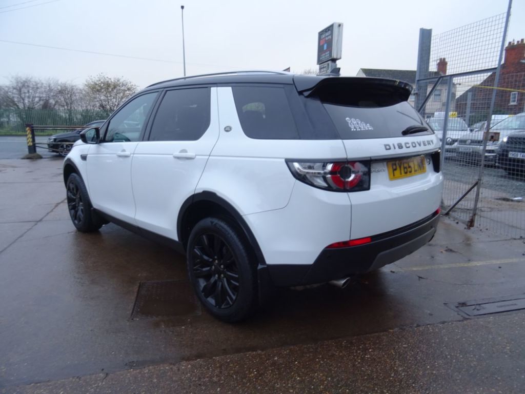 Used Land Rover Discovery Sport 2015 for sale - 77258682: Photo 3