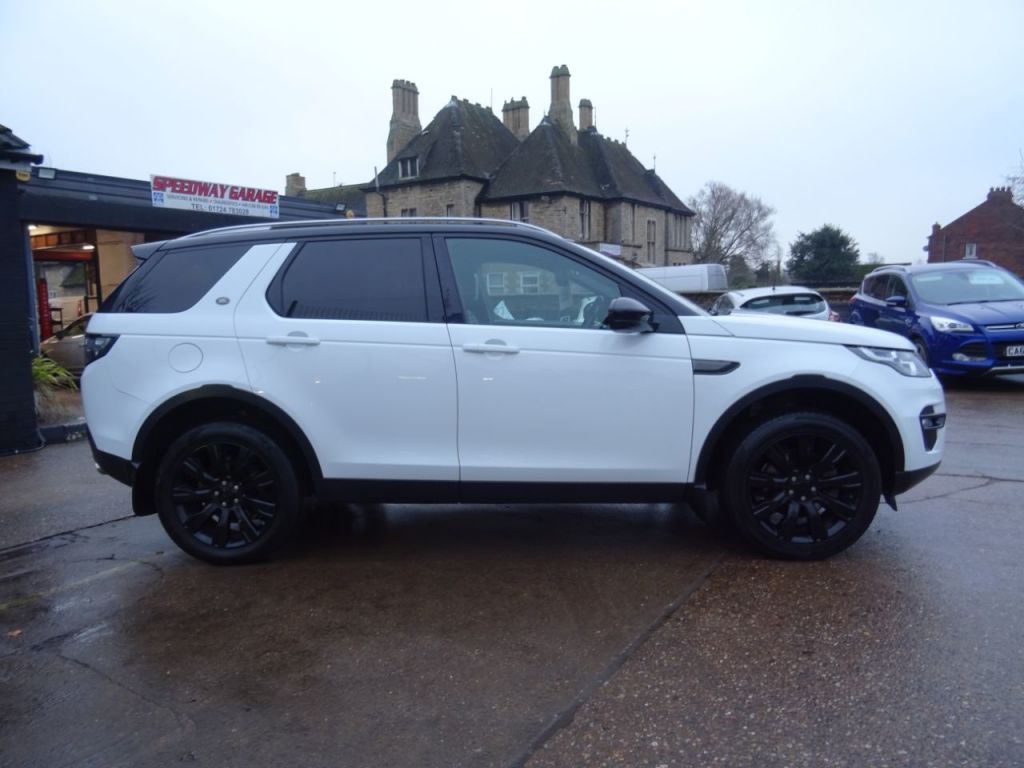 Used Land Rover Discovery Sport 2015 for sale - 77258682: Photo 6