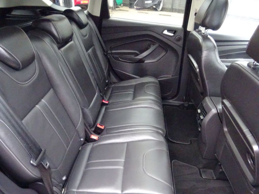 Used Ford Kuga 2015 for sale - 76287093: Photo 10