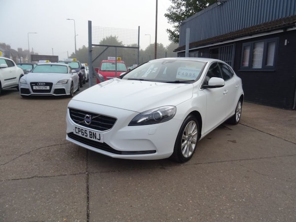 Used Volvo V40 2016 for sale - 75242140: Photo 1