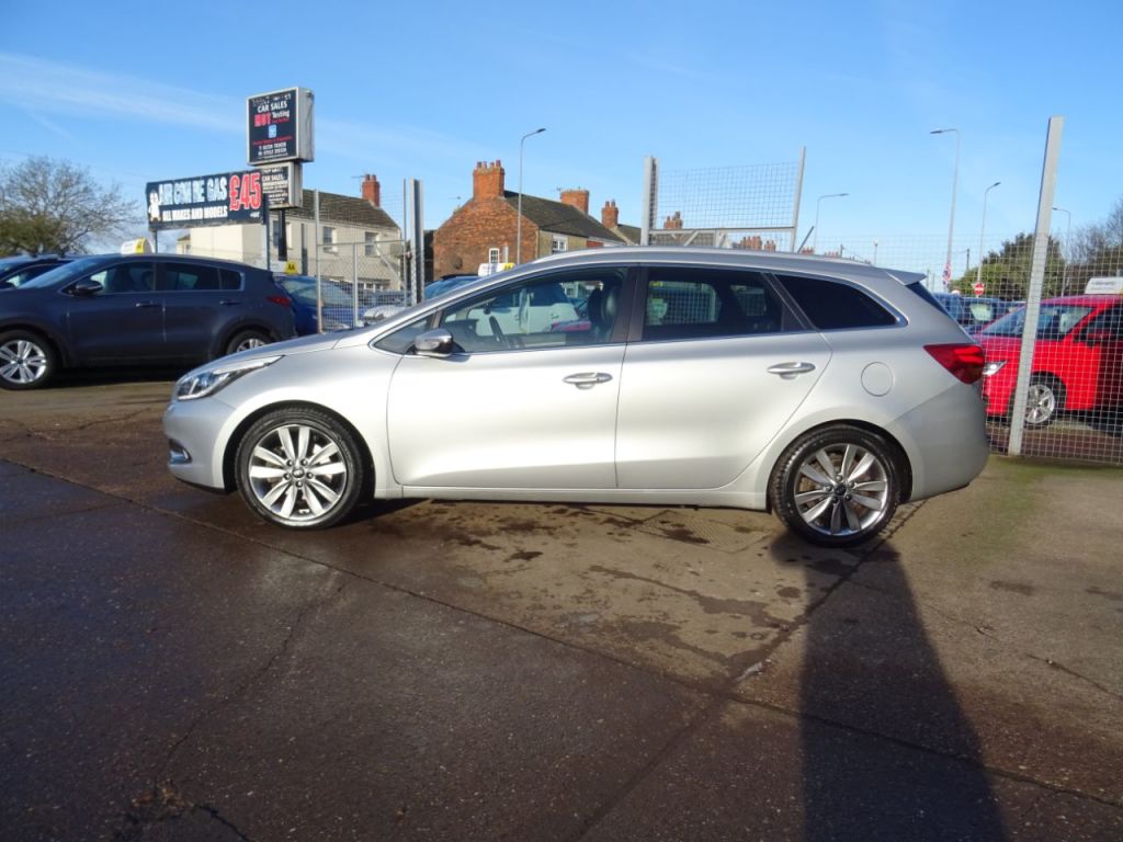Used Kia Ceed 2015 for sale - 76697992: Photo 2