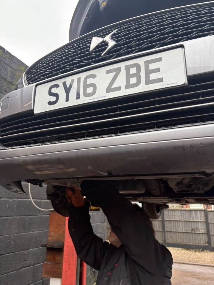 Used Jeep Cherokee 2004 for sale - 77687818: Photo 12