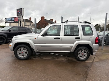 Used Jeep Cherokee 2004 for sale - 77687818: Photo