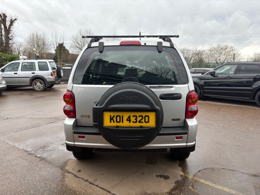 Used Jeep Cherokee 2004 for sale - 77687818: Photo 4