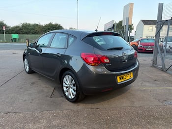 Used Vauxhall Astra 2012 for sale - 79785750: Photo