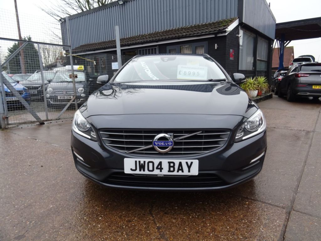 Used Volvo V60 2017 for sale - 77195612: Photo 8