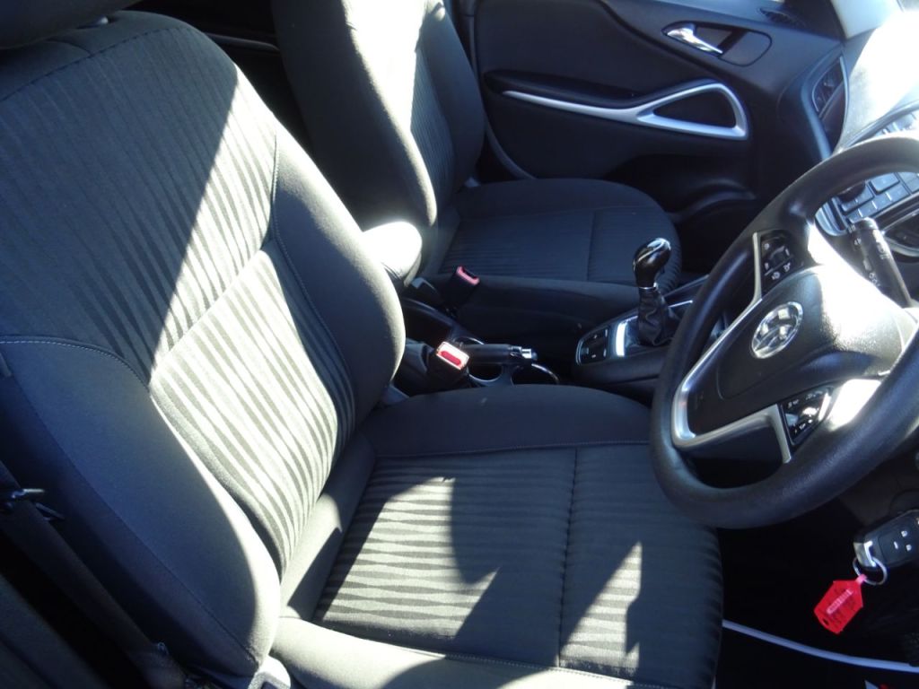 Used Vauxhall Zafira 2015 for sale - 77650240: Photo 9