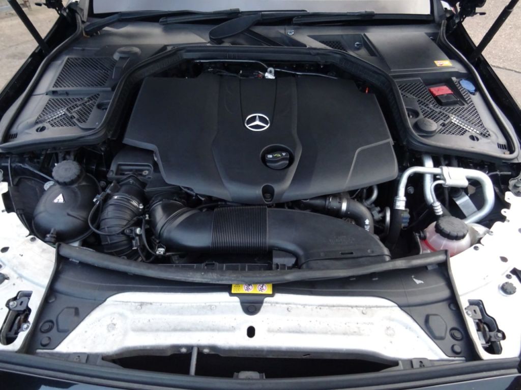 Used Mercedes-Benz C Class 2015 for sale - 76101291: Photo 14