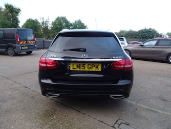 Used Mercedes-Benz C-Class 2015 for sale - 76101291: Photo 4