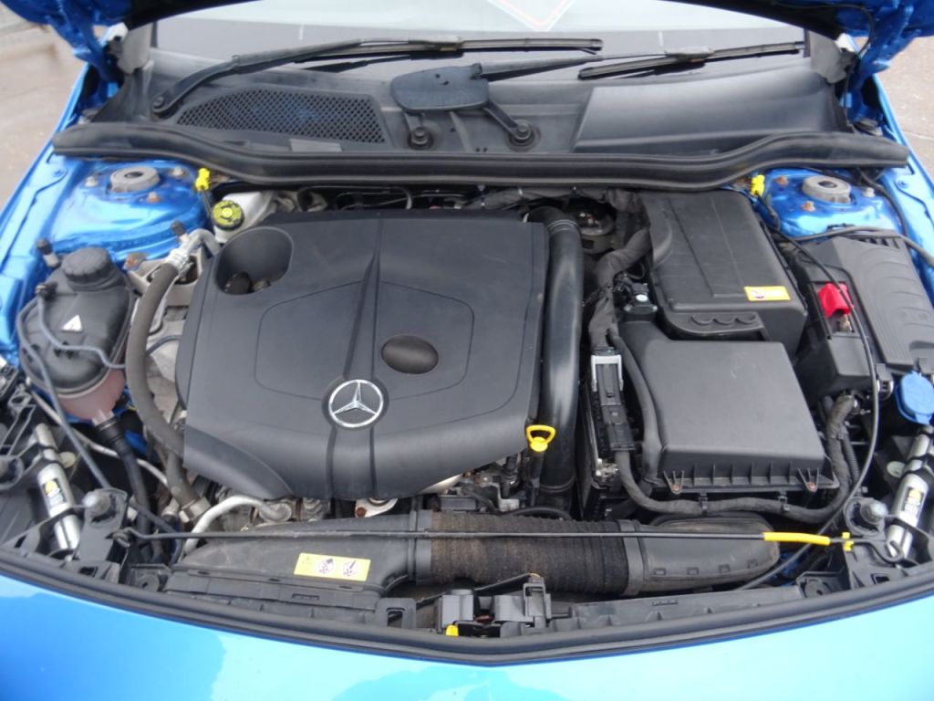 Used Mercedes-Benz A-Class 2014 for sale - 77245357: Photo 12