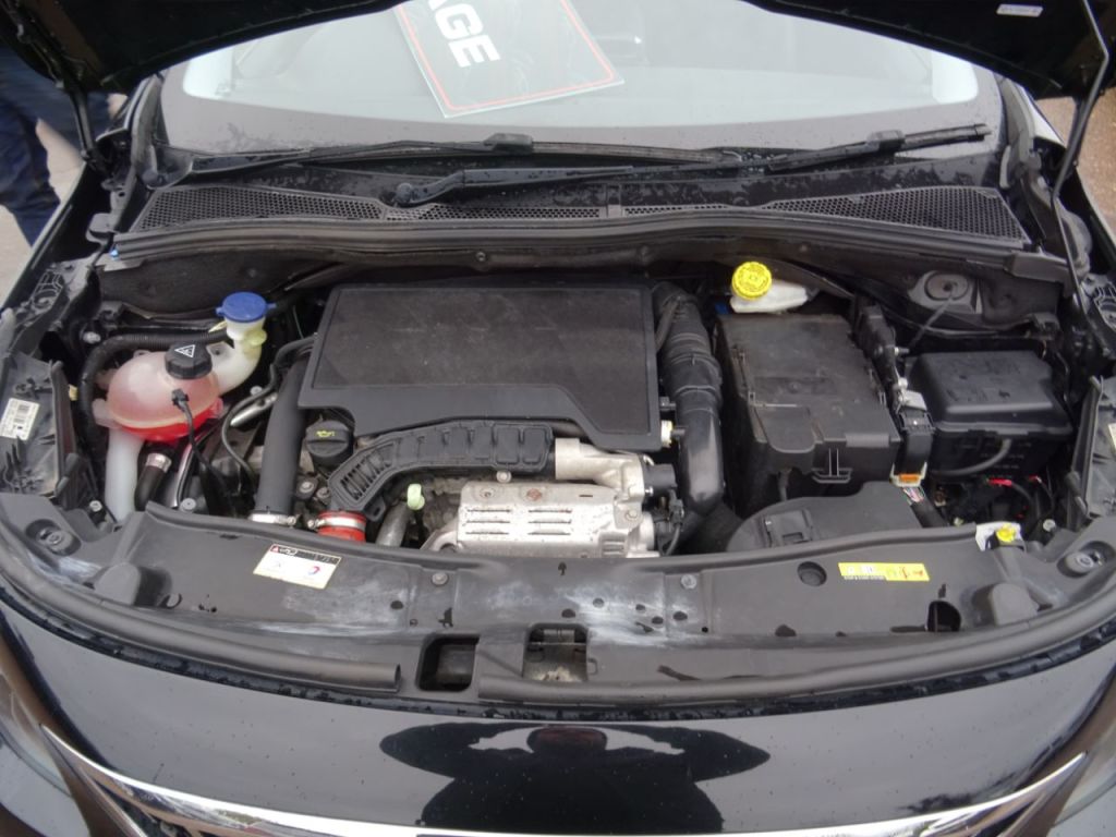 Used Peugeot 2008 2019 for sale - 76979609: Photo 12