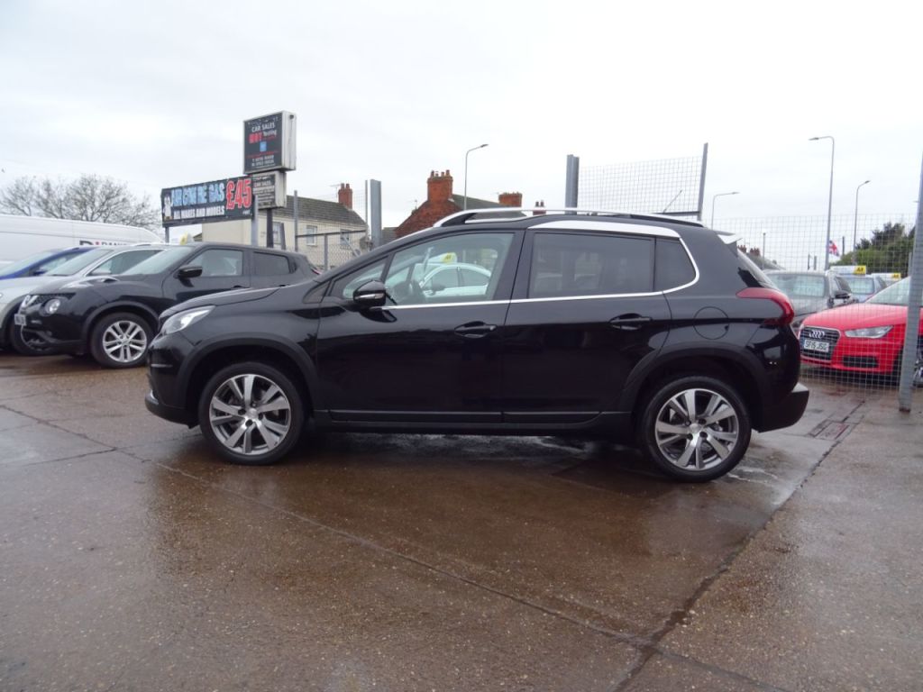 Used Peugeot 2008 2019 for sale - 76979609: Photo 2