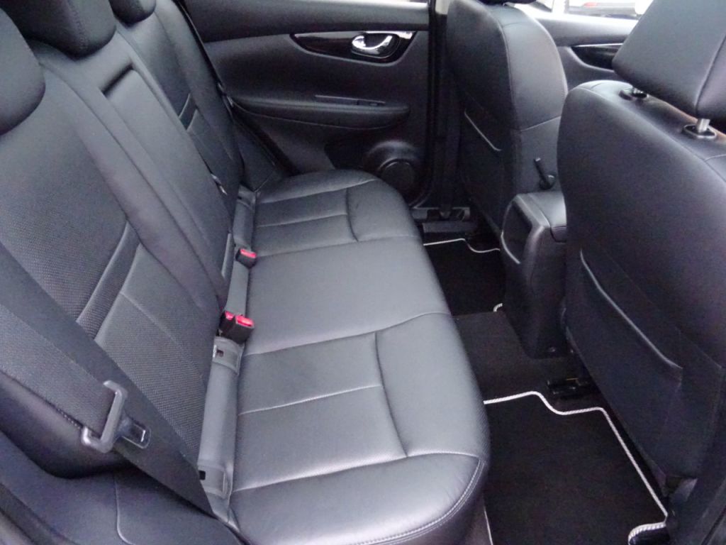 Used Nissan Qashqai 2015 for sale - 77417303: Photo 10