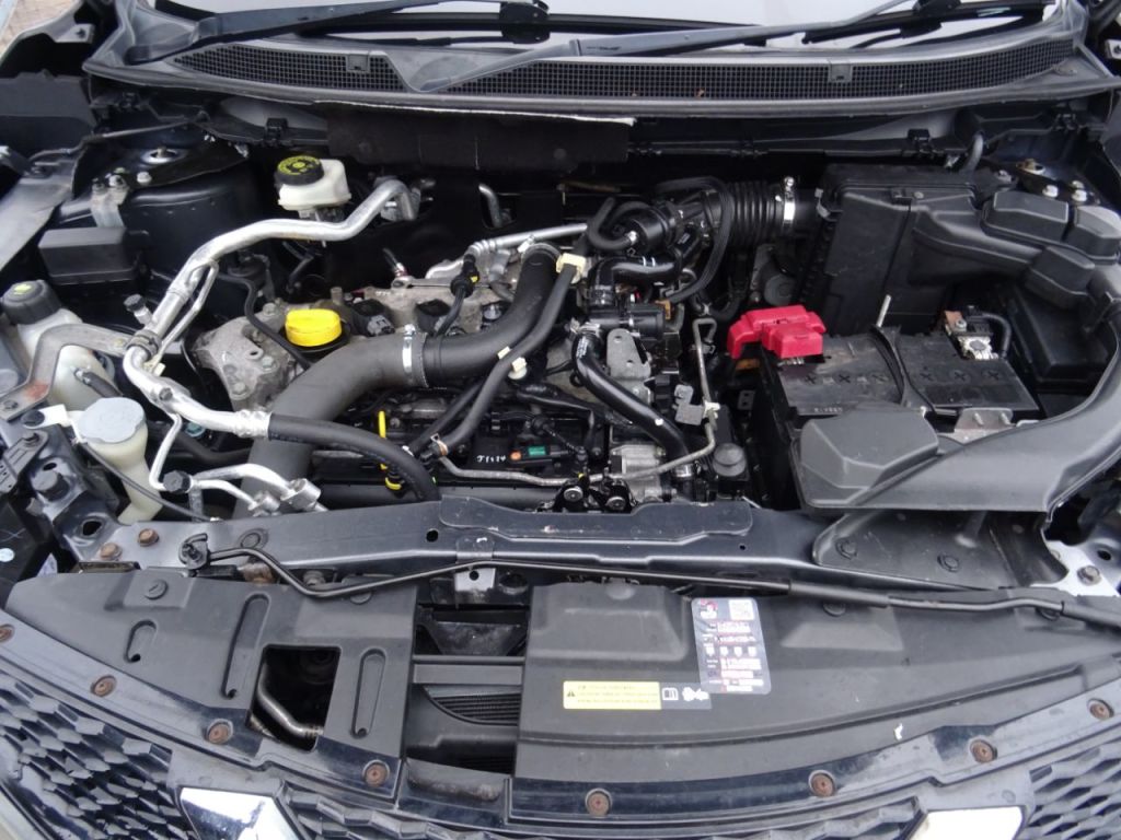 Used Nissan Qashqai 2015 for sale - 77417303: Photo 12