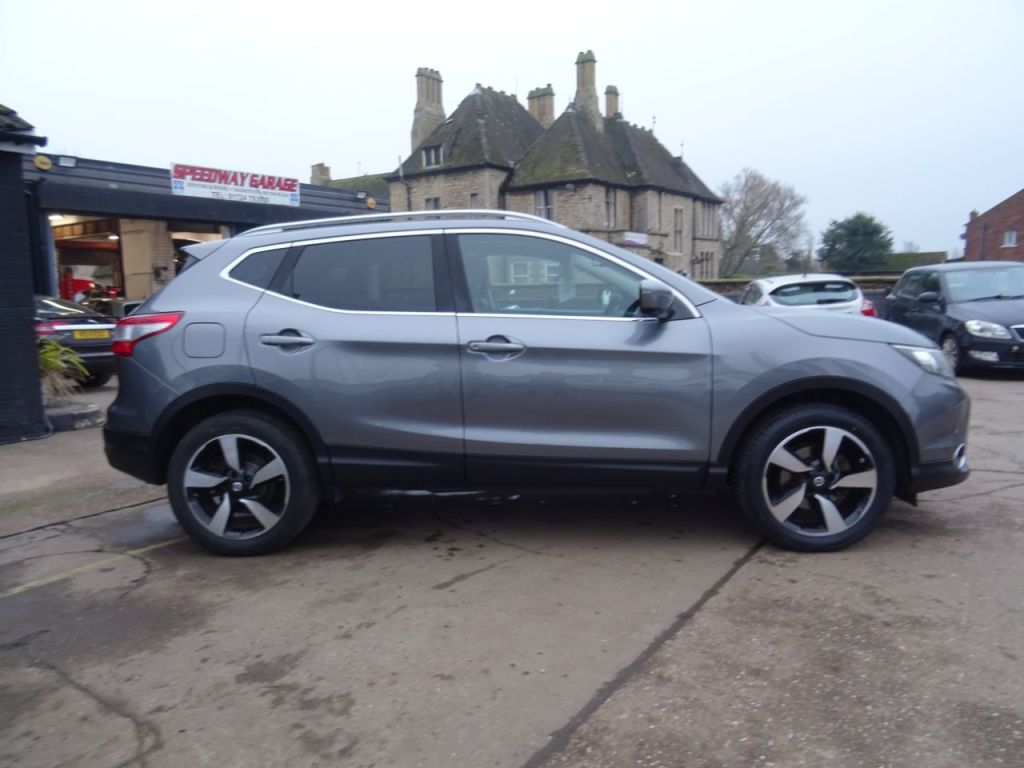 Used Nissan Qashqai 2015 for sale - 77417303: Photo 6