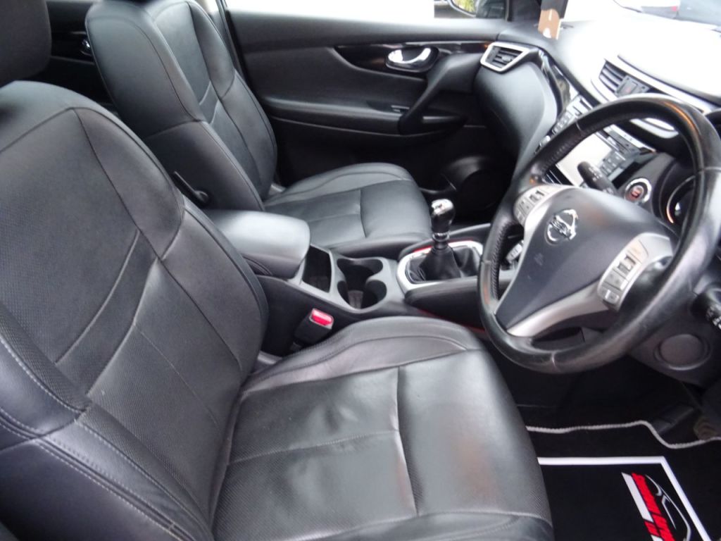 Used Nissan Qashqai 2015 for sale - 77417303: Photo 9