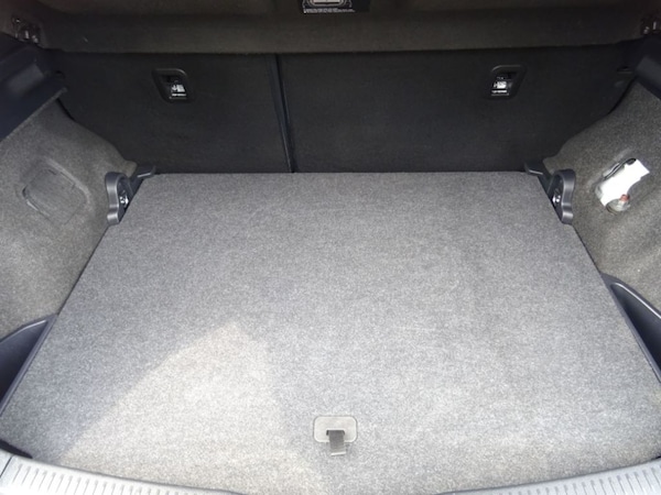 Used Toyota Auris 2013 for sale - 74915689: Photo 11