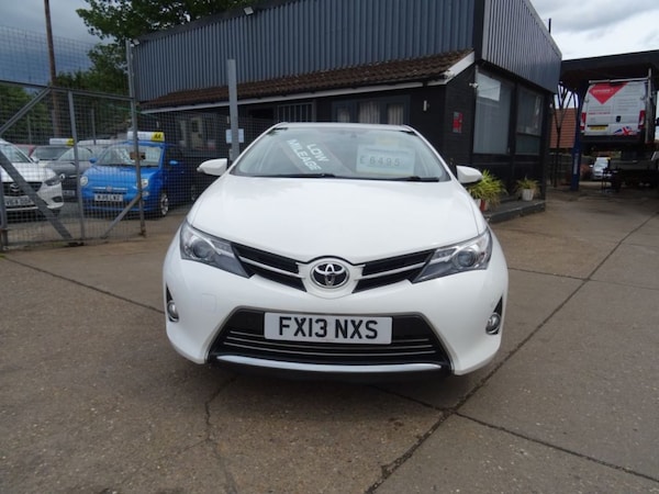 Used Toyota Auris 2013 for sale - 74915689: Photo 8