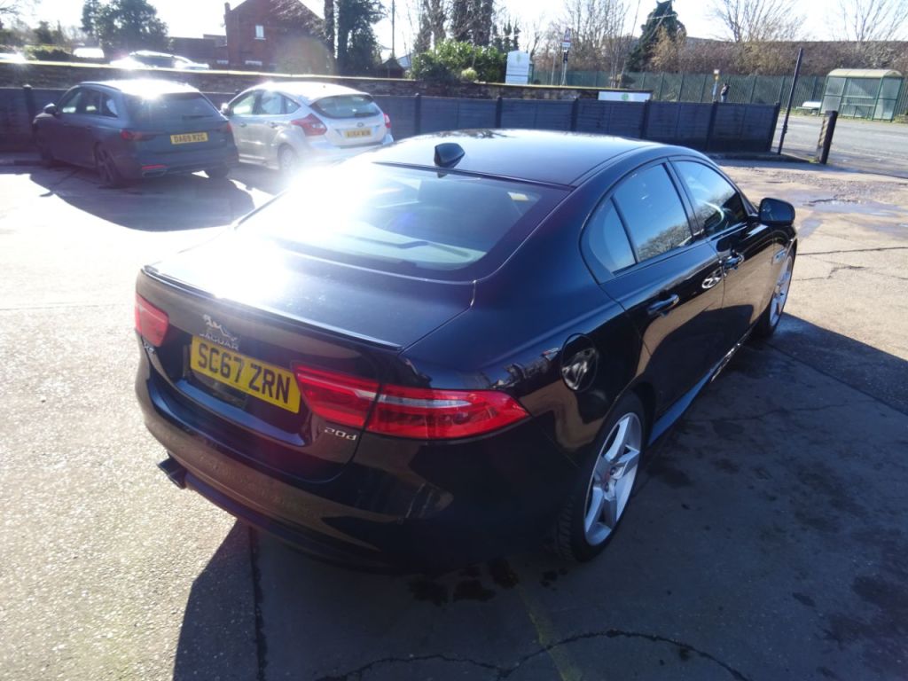Used Jaguar XE 2017 for sale - 77382137: Photo 5