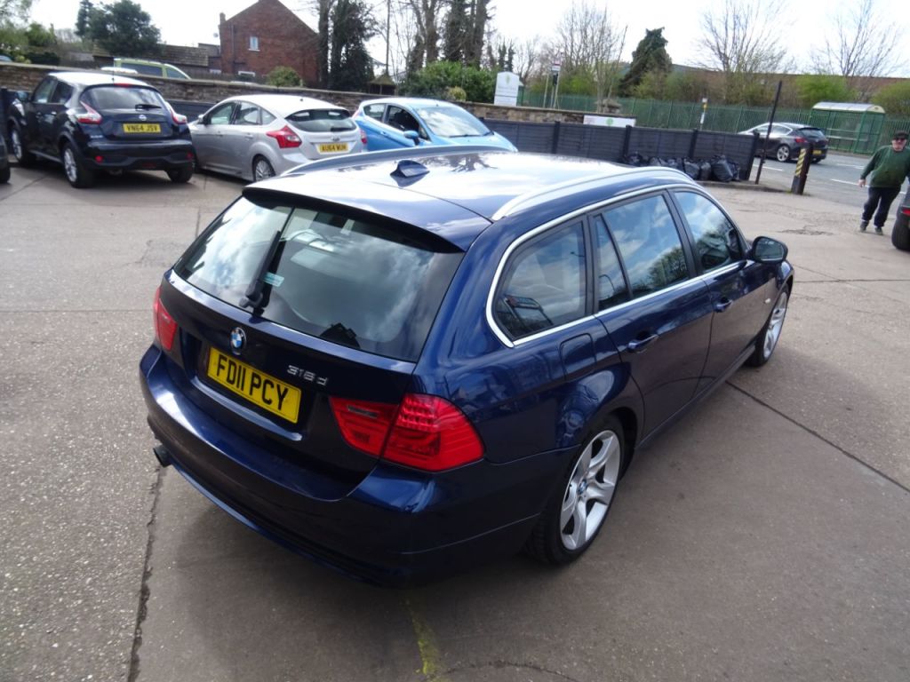 Used BMW 3 Series 2011 for sale - 78078060: Photo 5