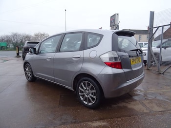 Used Honda Jazz 2010 for sale - 77650232: Photo