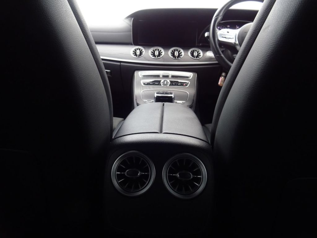 Used Mercedes-Benz E Class 2018 for sale - 76882945: Photo 13