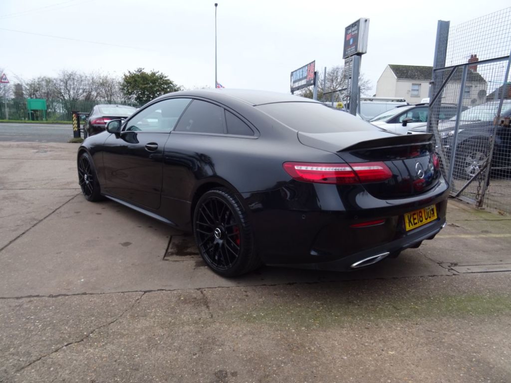 Used Mercedes-Benz E Class 2018 for sale - 76882945: Photo 3