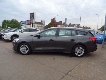 Used Ford Focus 2018 for sale - 75296322: Photo