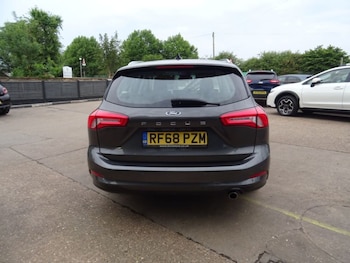 Used Ford Focus 2018 for sale - 75296322: Photo