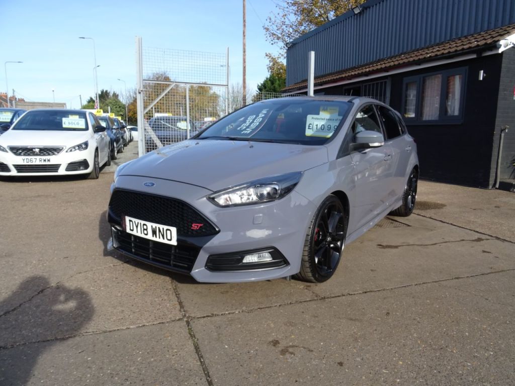 Used Ford Focus 2018 for sale - 76412299: Photo 1