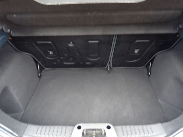 Used Ford Fiesta 2010 for sale - 76287081: Photo 11