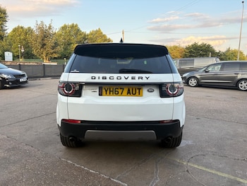 Used Land Rover Discovery Sport 2017 for sale - 79421772: Photo