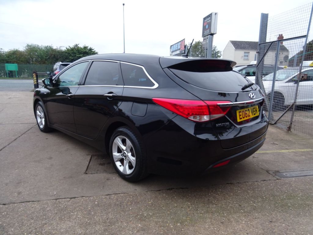 Used Hyundai i40 2012 for sale - 76287095: Photo 3