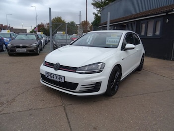 Used Volkswagen Golf 2014 for sale - 76016837: Photo