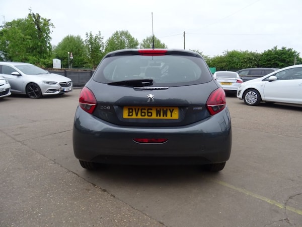 Used Peugeot 208 2016 for sale - 74832920: Photo 4