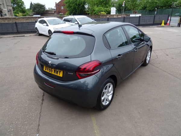 Used Peugeot 208 2016 for sale - 74832920: Photo 5