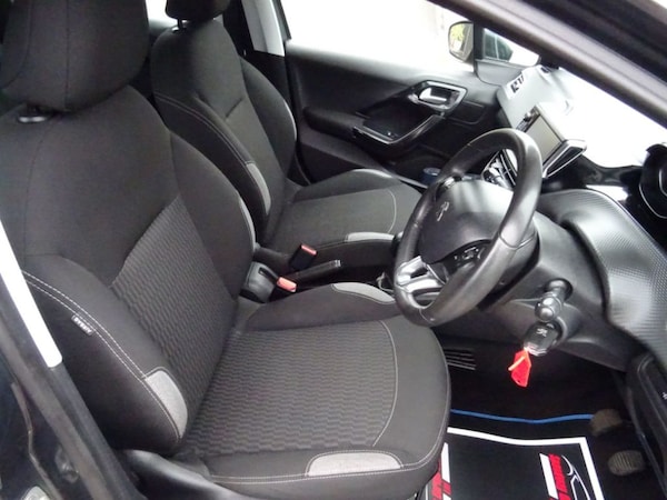Used Peugeot 208 2016 for sale - 74832920: Photo 9