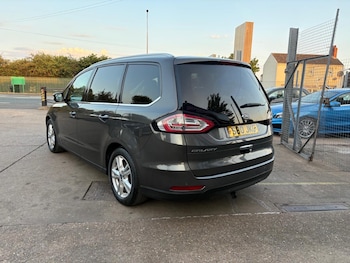Used Ford Galaxy 2015 for sale - 79421784: Photo