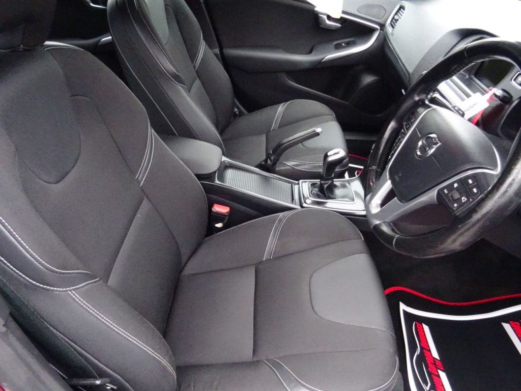 Used Volvo V40 2016 for sale - 77245362: Photo 9