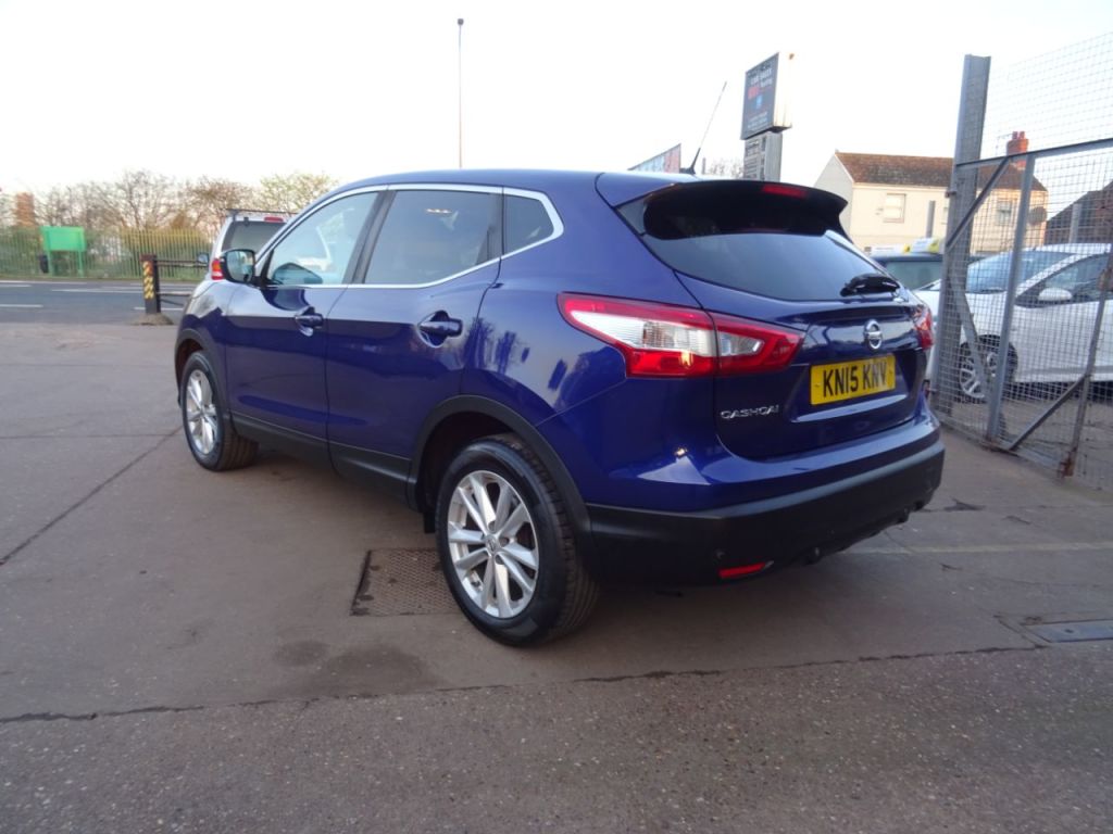 Used Nissan Qashqai 2015 for sale - 77945883: Photo 3